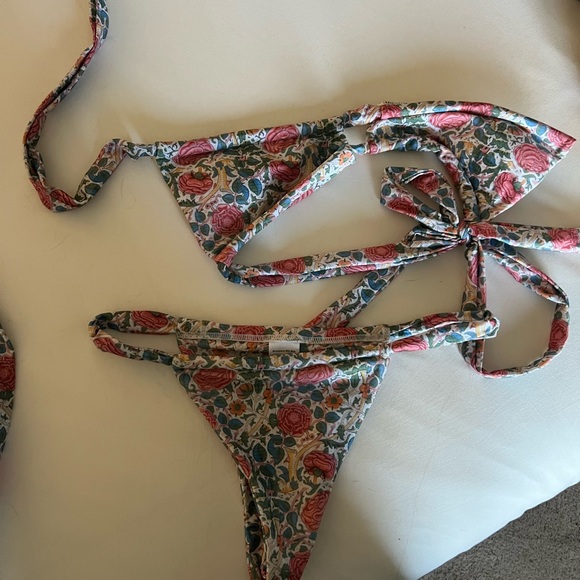 Strawberry Milk Mob Lemon Vine Bikini - Picture 2 of 4